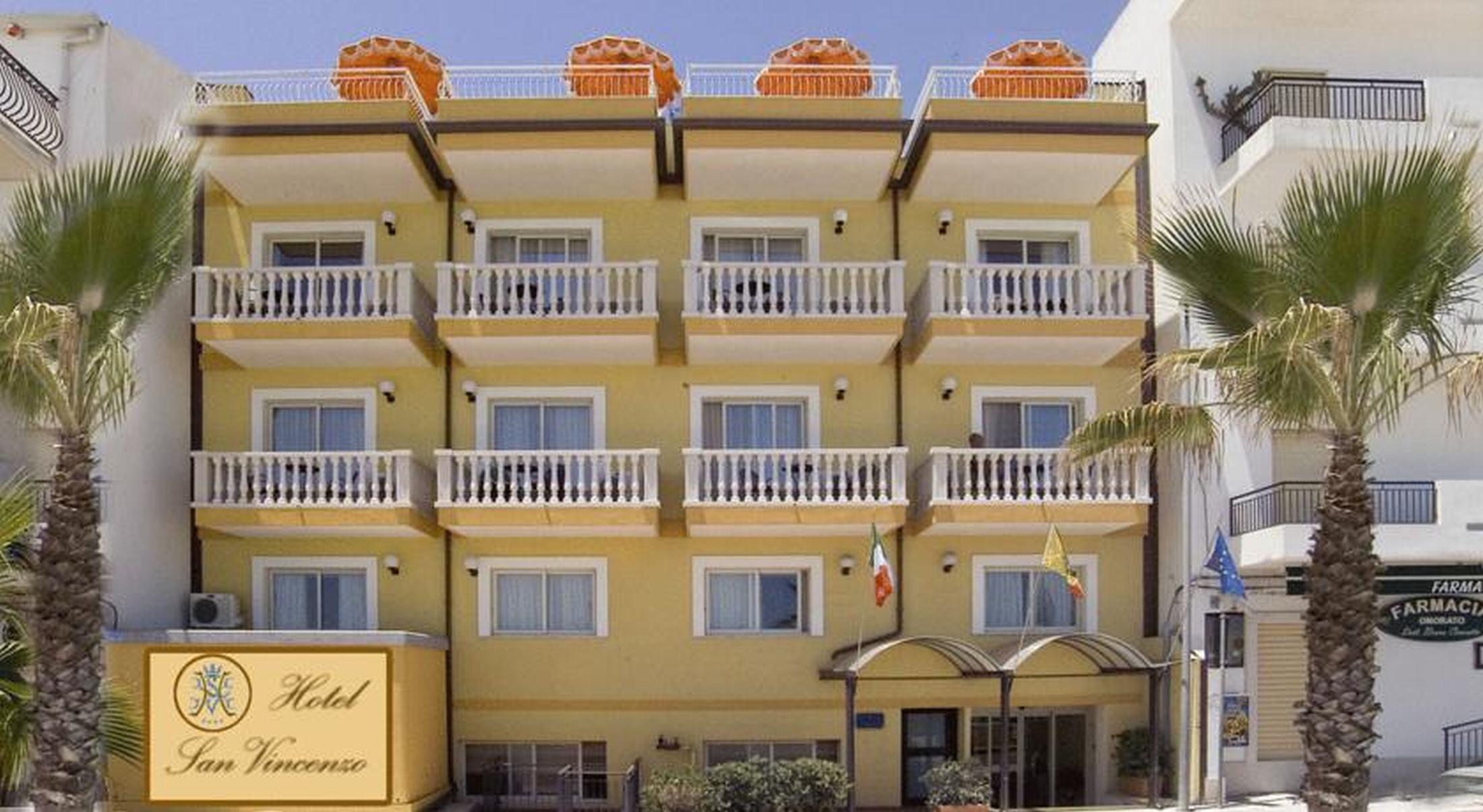 Hotel Orizzonte Letojanni Exterior photo